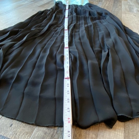 B. DARLIN Strapless Mint Bodice with Black Pleated Bottom Maxi Dress, Size 5/6 - Picture 7 of 9